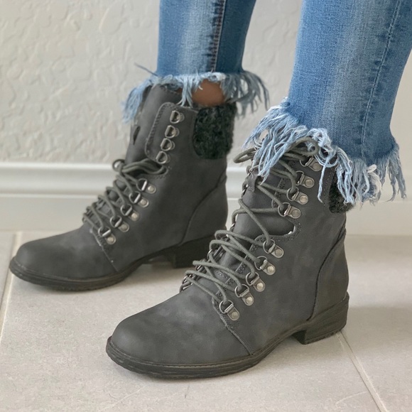 Cuffed Sweater Knit Lace Up Combat Moto Boots - Picture 5 of 8